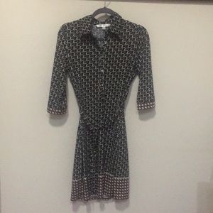 Comfortable Work Dreas